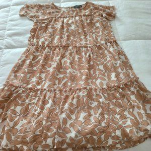 Beige and cream foliage design summer dress
